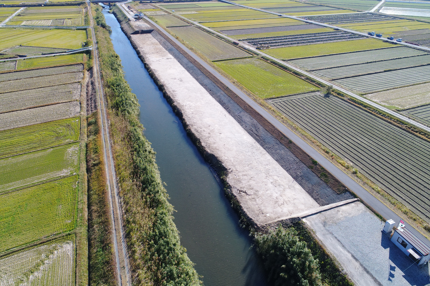 地方特定道路整備工事（舟川R2-2工区）