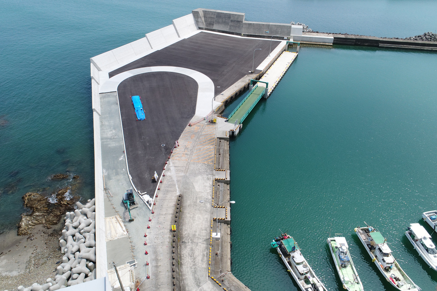 地方特定道路整備工事(舟川R2-2工区)